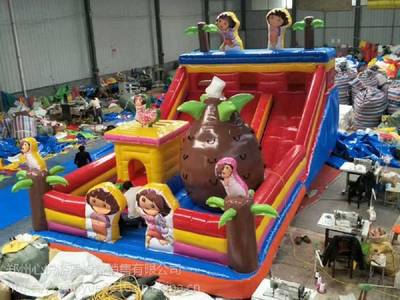 心動圣誕季，悅享歡樂時 商場超市必備的圣誕老人氣模充氣玩具